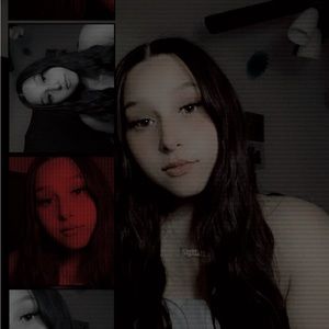 Meet your Posher, Alexia